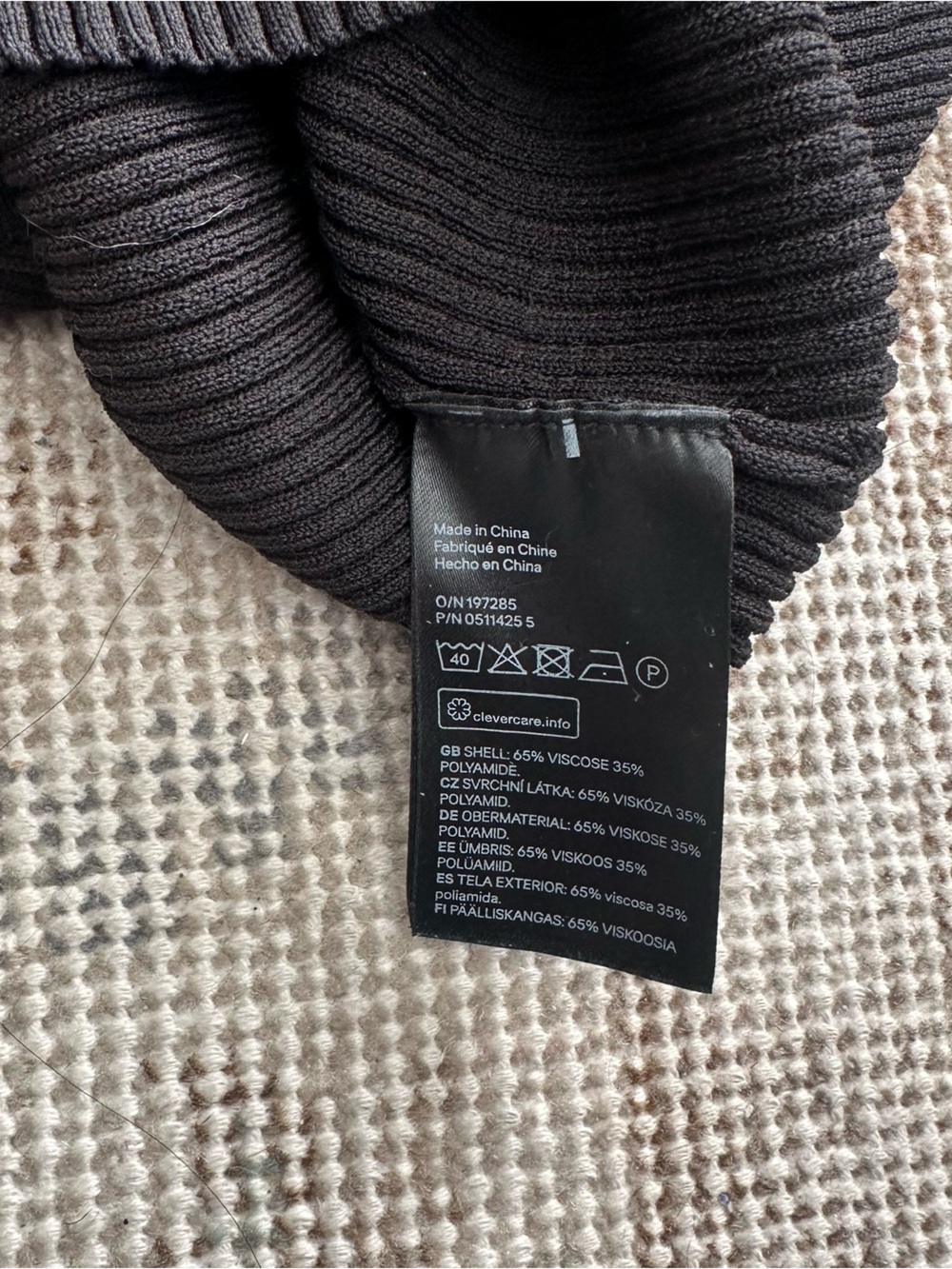H&M Ribbed Tank Top - Picture 2 of 4